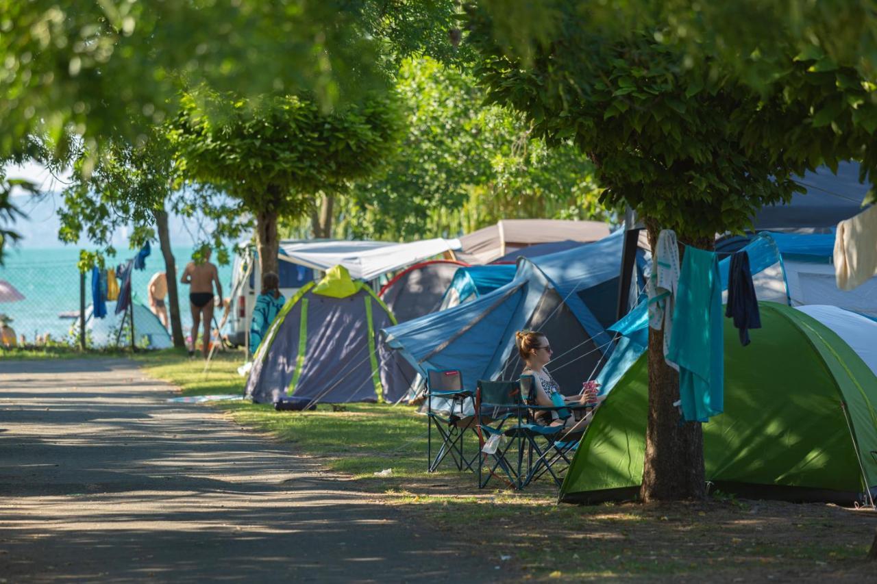 Aranypart Camping & Apartments Siófok Exterior foto