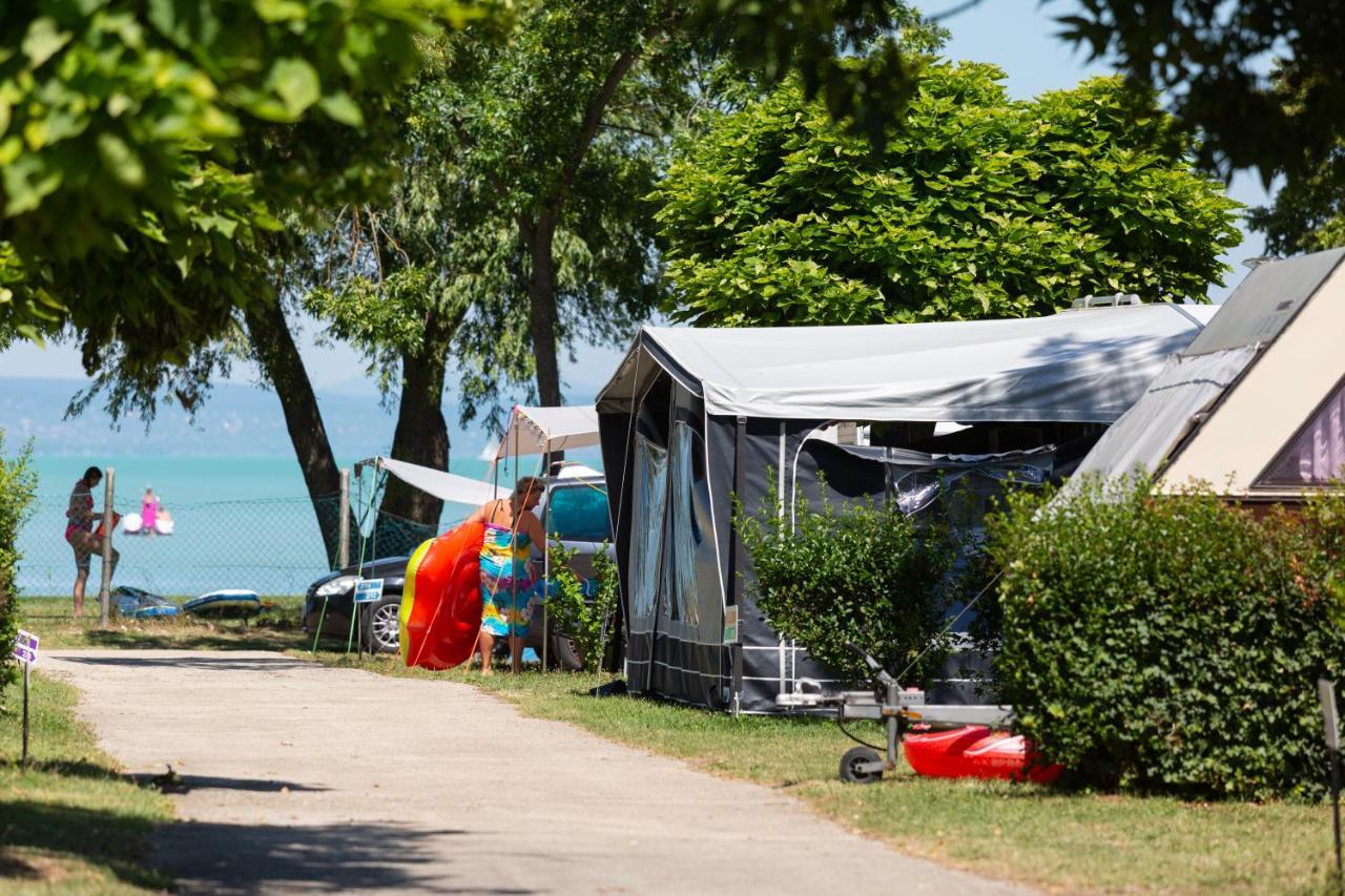 Aranypart Camping & Apartments Siófok Exterior foto